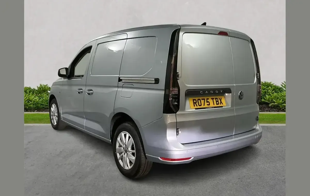 Used VW Caddy Pro 101 HP (74 kW) 2025 Silver MPV