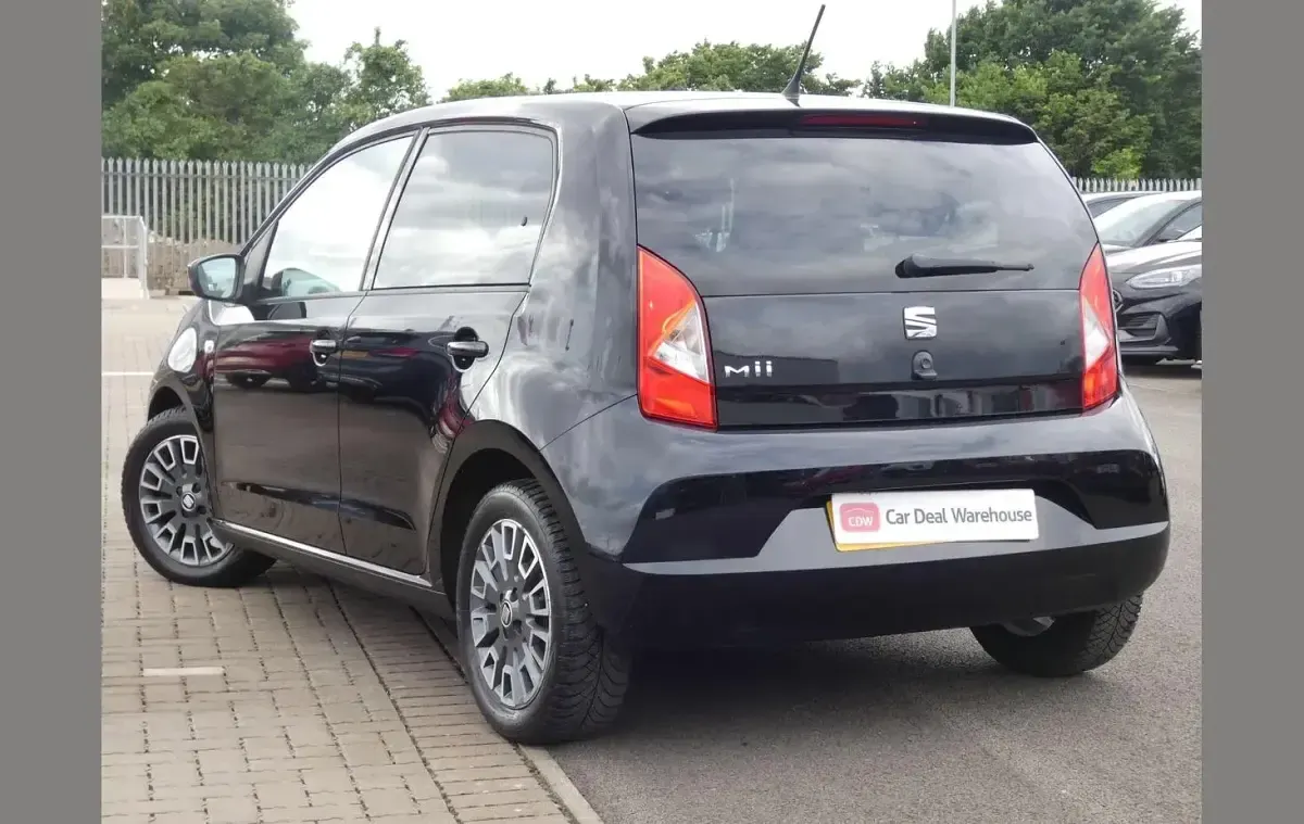 Used Seat Mii Design 58 HP (42 kW) 2019 Black Hatchback