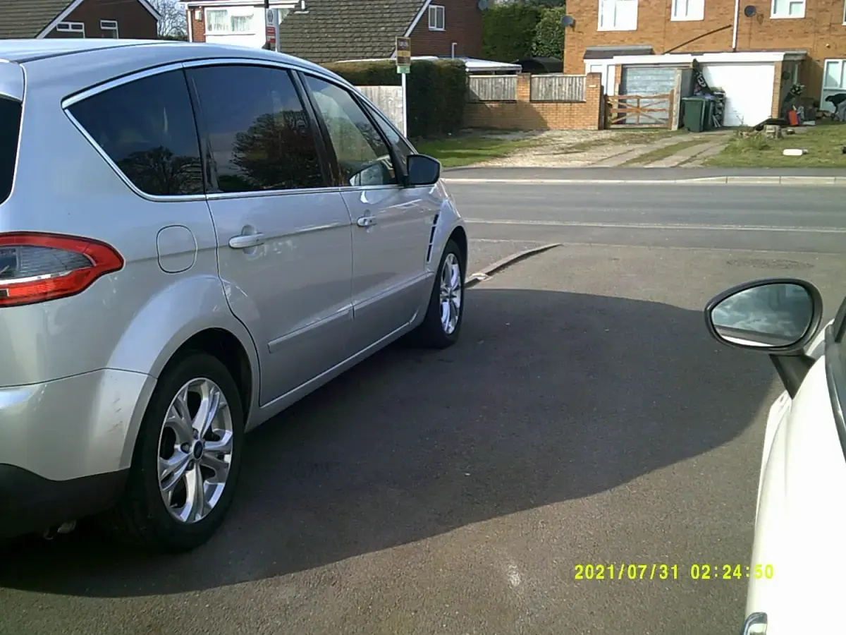 Used Ford S-MAX Titanium 163 HP (119 kW) 2012 Silver MPV