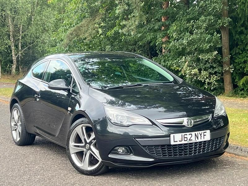 Black Used 2012 Vauxhall Astra GTC SRi Hatchback | £3,799 (Fair price) - Image 1/4