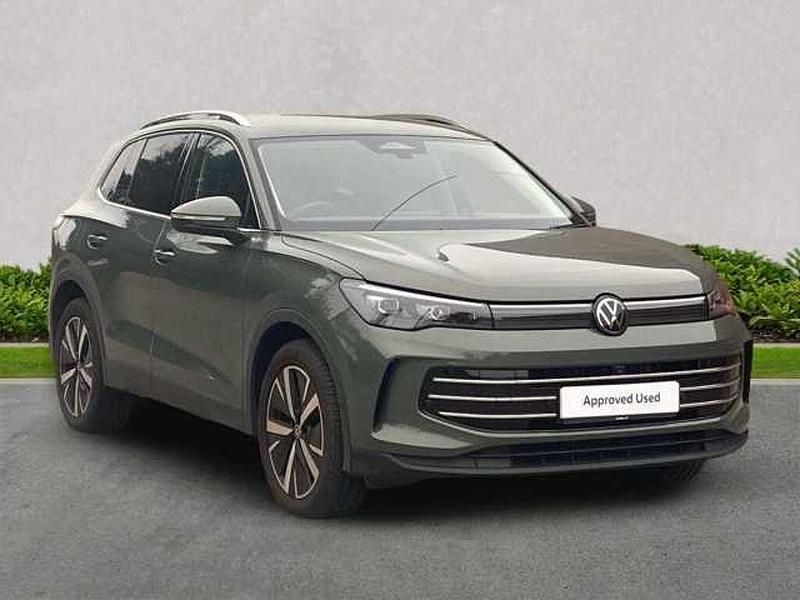 Green Used 2024 VW Tiguan Elegance SUV | £32,023 (Expensive) - Image 1/4