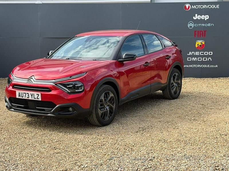 Used Citroën C4 PureTech 99 HP (72 kW) 2023 Red SUV