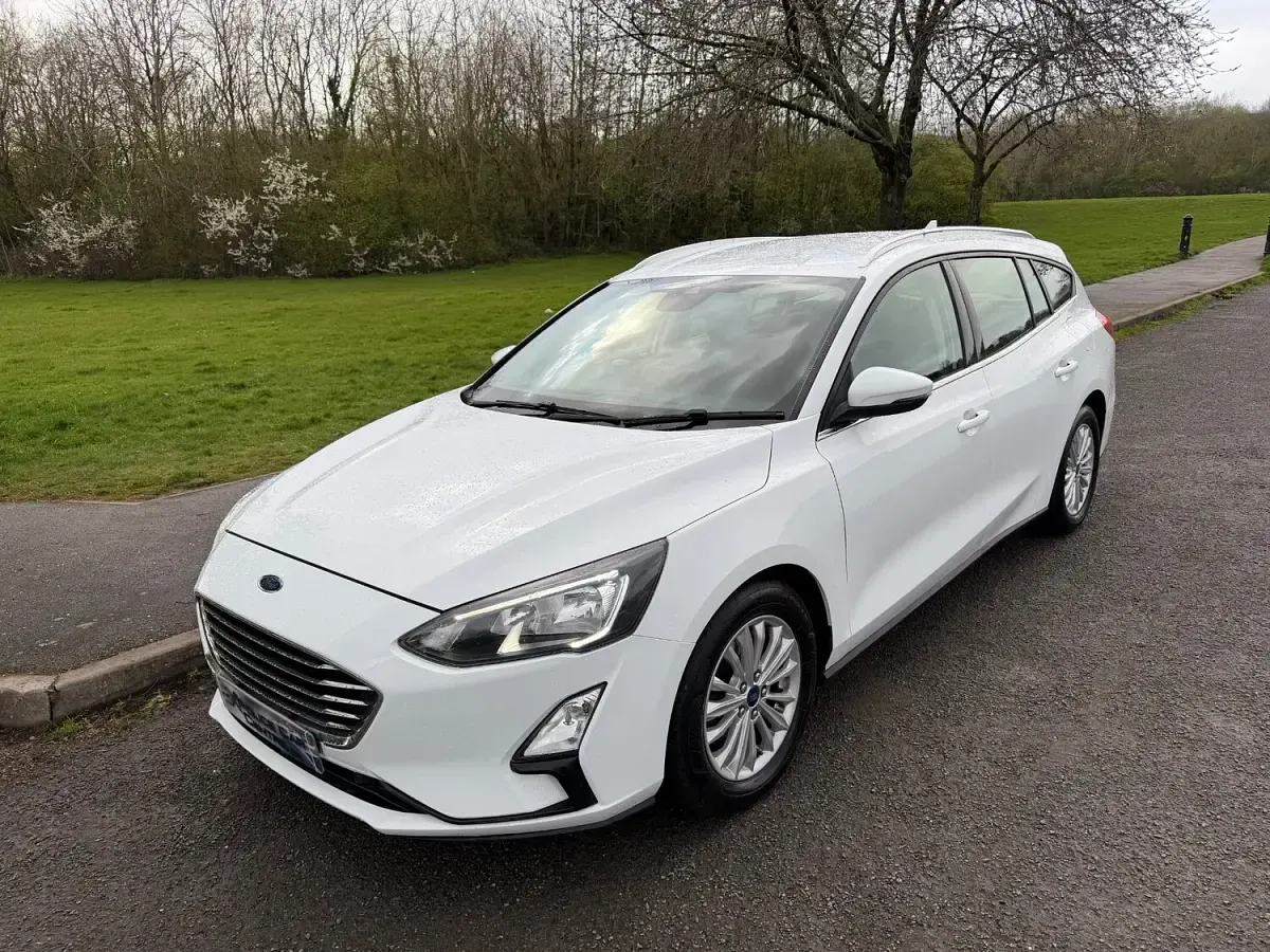 Used Ford Focus Titanium 150 HP (110 kW) 2019 White Estate