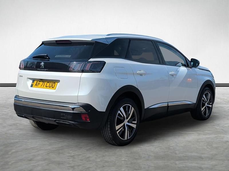 Used Peugeot 3008 Allure Premium 129 HP (94 kW) 2021 White SUV