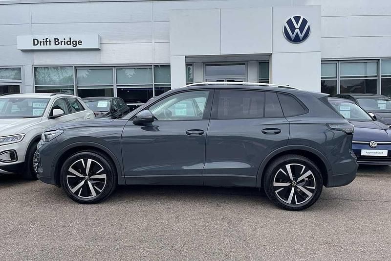 Used VW Tiguan Match 150 HP (110 kW) 2025 Grey SUV