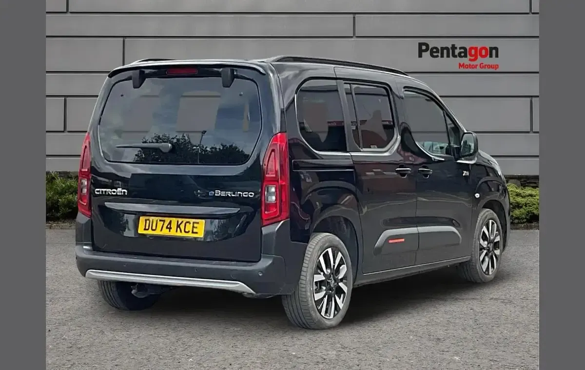 Used Citroën Berlingo 98 kW (134 HP) 2024 Black MPV