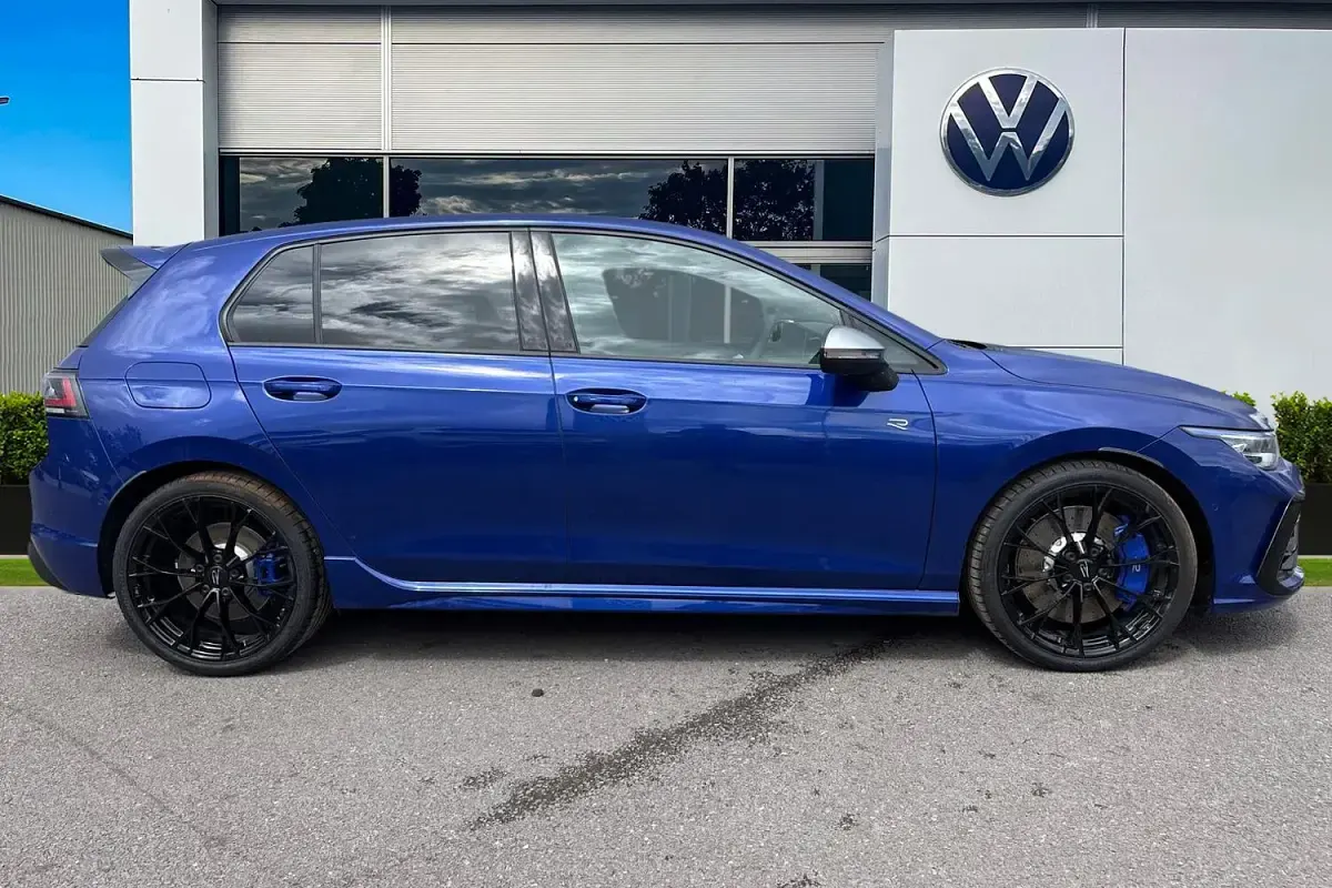 New VW Golf VIII R 333 HP (244 kW) 2026 Blue Hatchback