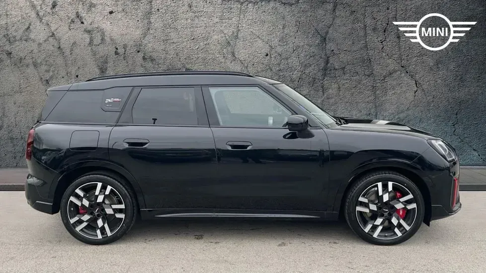 Used Mini John Cooper Works Countryman 296 HP (217 kW) 2026 Black SUV