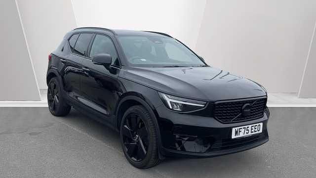 Used Volvo XC40 Plus 161 HP (118 kW) 2025 Black SUV