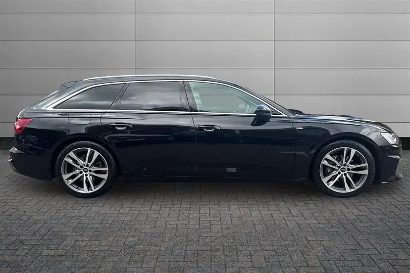 Begagnad Audi A6 S-Line 204 HK (150 kW) 2024 Svart Kombi