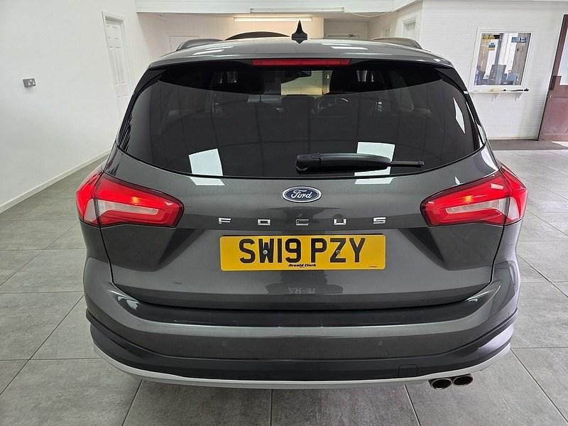 Used Ford Focus Active 125 HP (91 kW) 2019 Grey Estate