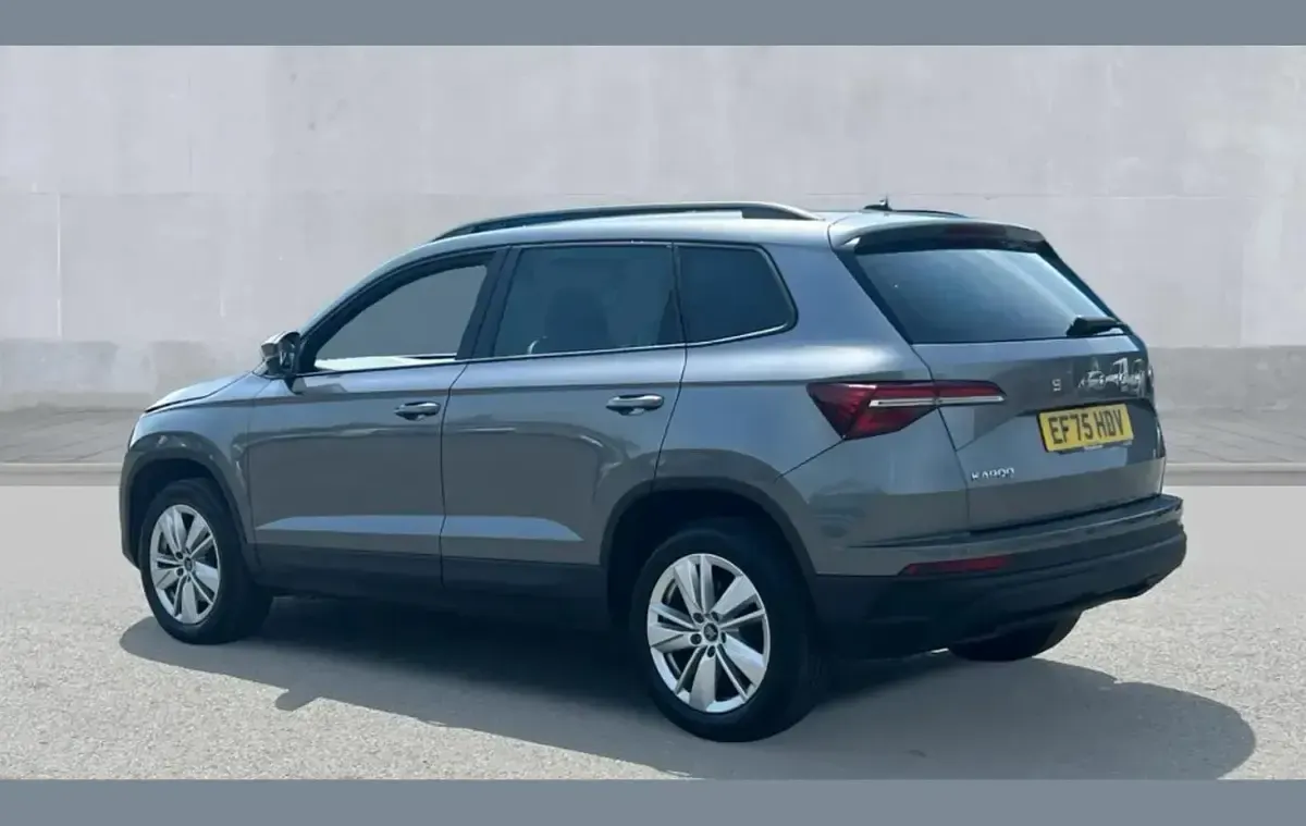 Used Skoda Karoq SE 150 HP (110 kW) 2025 Grey SUV