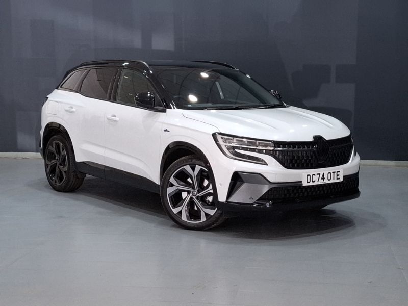 White/black Used 2024 Renault Austral Iconic Esprit Alpine SUV | £29,498 (A bit pricey) - Image 1/4