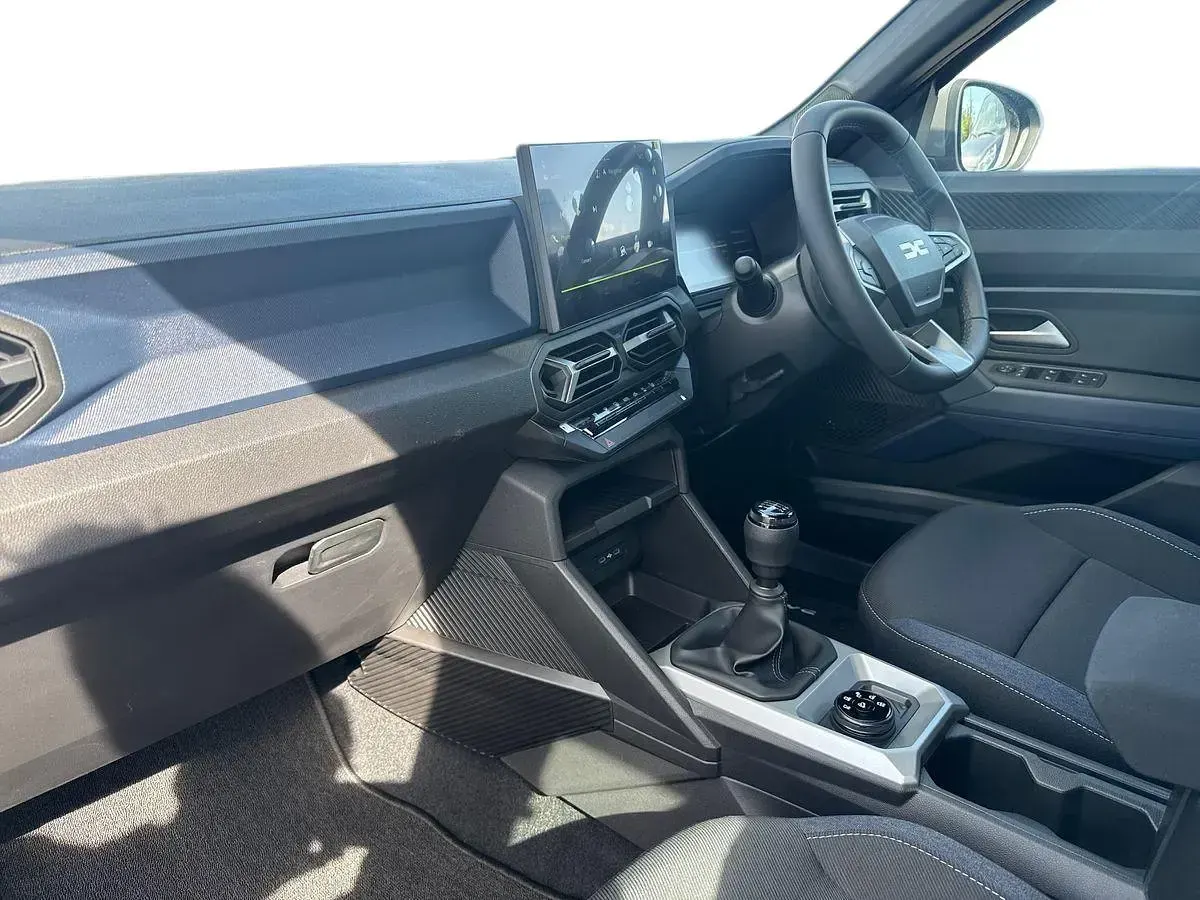 New Dacia Bigster Expression 130 HP (95 kW) 2026 Brown SUV