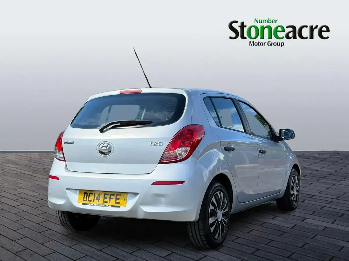 Used Hyundai i20 Classic 2014 Silver Hatchback