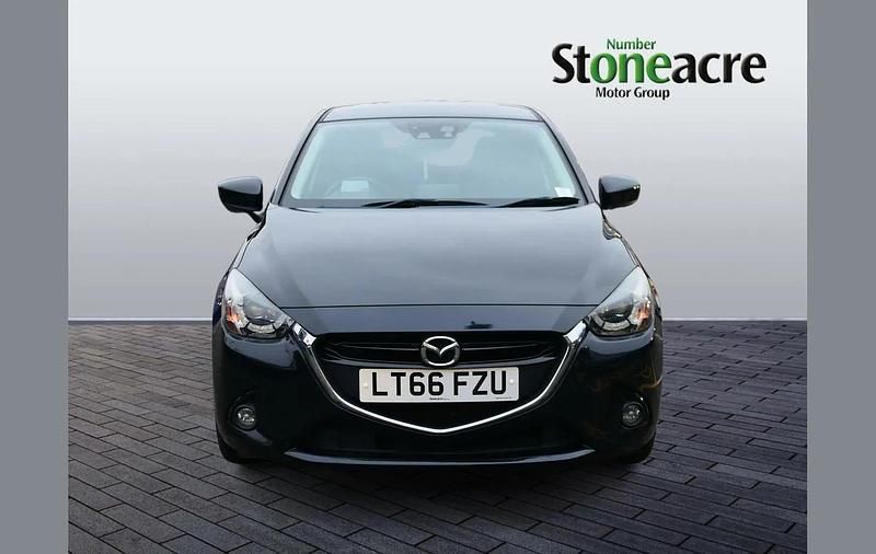 Used Mazda 2 Inclusive 115 HP (84 kW) 2016 Black Hatchback