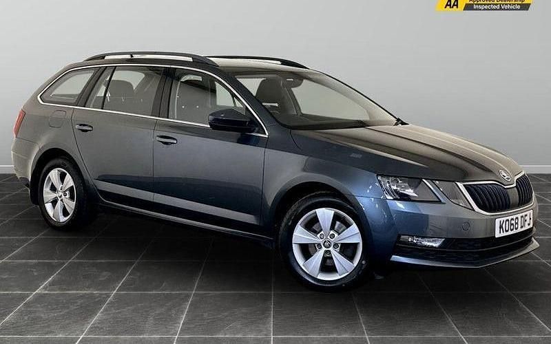 Used 2020 Skoda Octavia SE Technology Estate | £9,695 (Good price) - Image 1/2