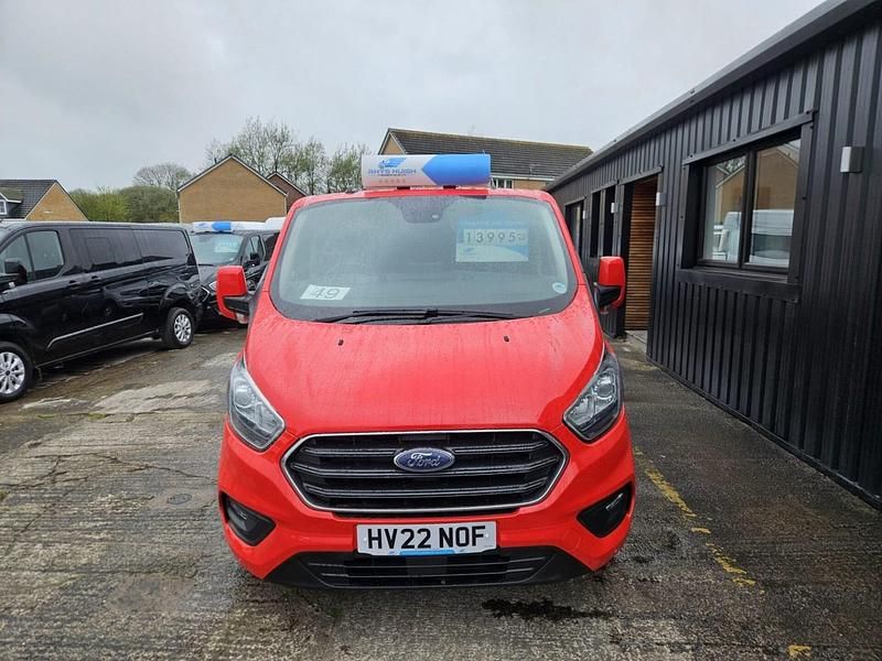 Used Ford Transit Custom Limited 2022 Red Hatchback