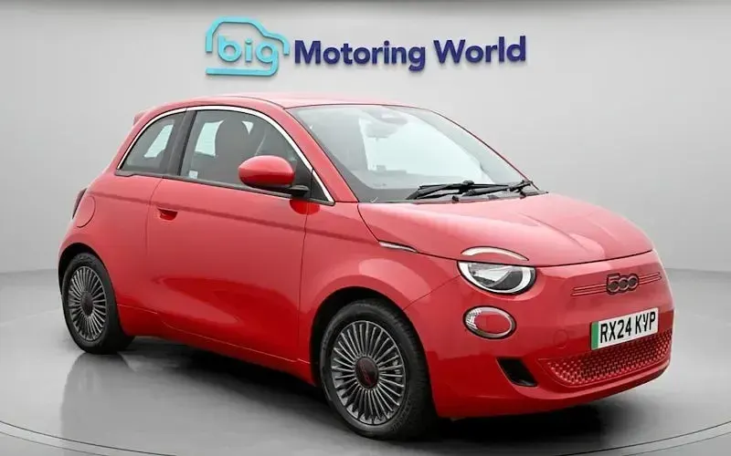 Used Fiat 500e Red 86 kW (118 HP) 2026 Hatchback