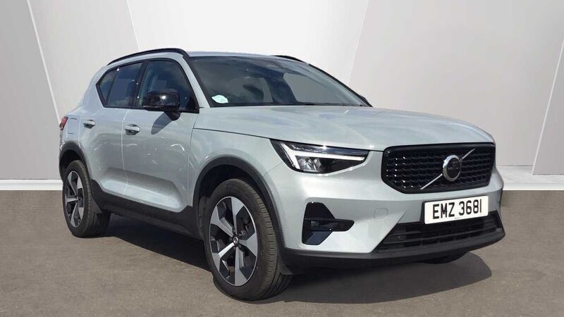 Used 2025 Volvo XC40 Plus SUV | £31,995 (Fair price) - Image 1/3
