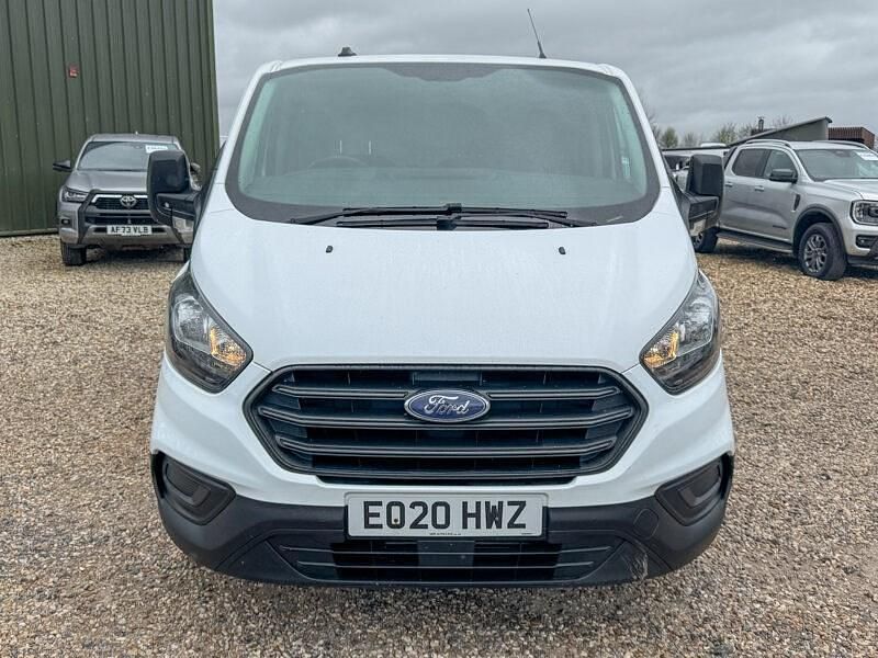 Used Ford Transit Custom 105 HP (77 kW) 2020 White Van