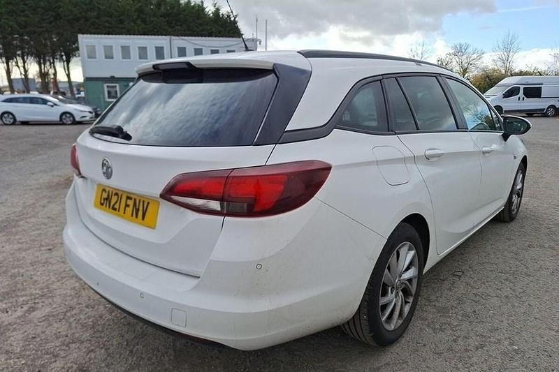 Used 2021 Vauxhall Astra Hatchback | £7,295 (Good price) - Image 1/1