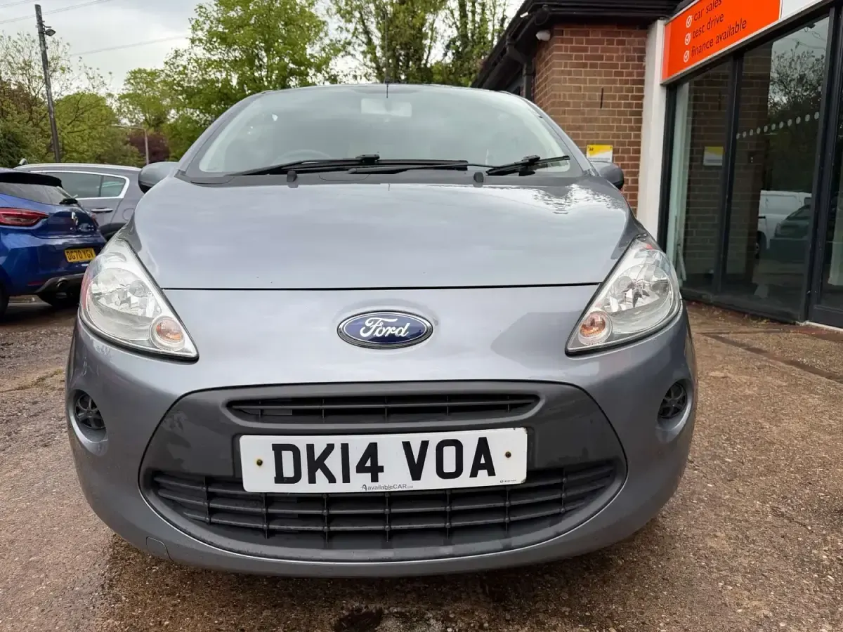 Usado Ford Ka 69 HP (50 kW) 2014 Prateado Citadino