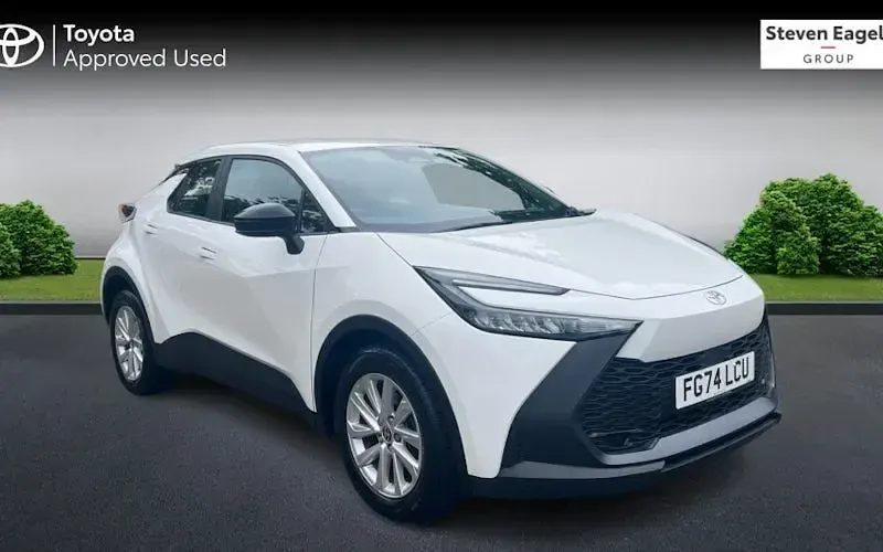 Used Toyota C-HR 140 HP (102 kW) 2024 SUV