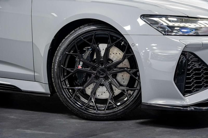 Begagnad Audi RS6 Performance 2020 Grå Kombi