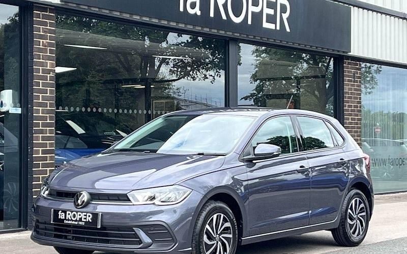 Used 2025 VW Polo Life Hatchback | £17,300 (Fair price) - Image 1/4