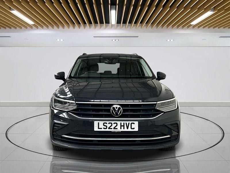 Used VW Tiguan Active 150 HP (110 kW) 2022 Grey SUV