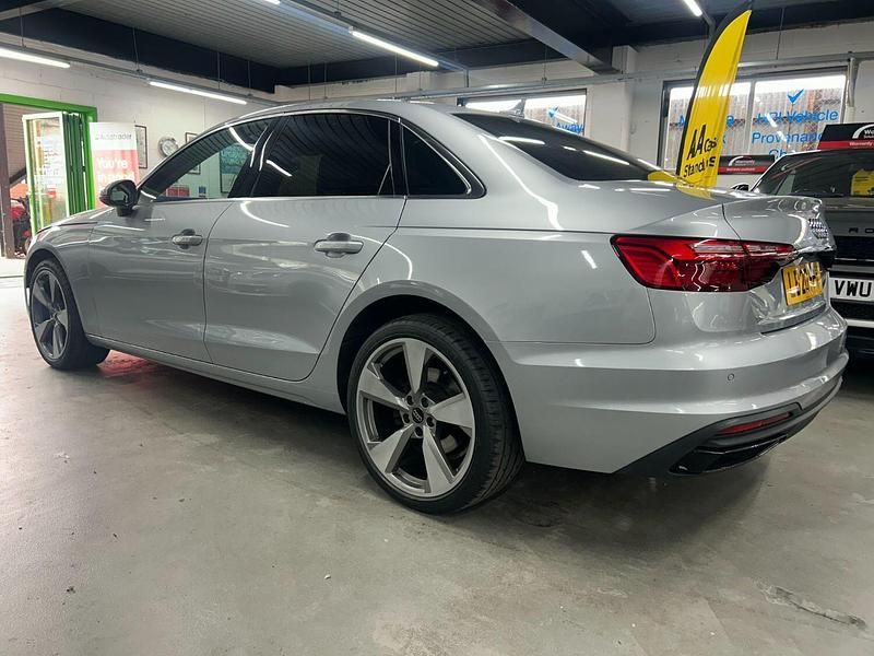 Used Audi A4 Comfort 163 HP (119 kW) 2020 Silver Sedan
