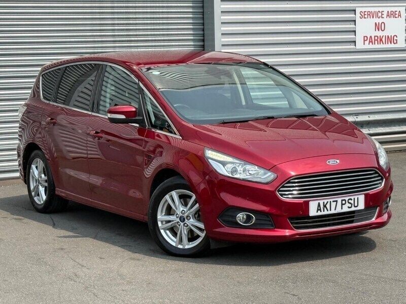 Red Used 2017 Ford S-MAX Titanium MPV | £11,799 (Fair price) - Image 1/4