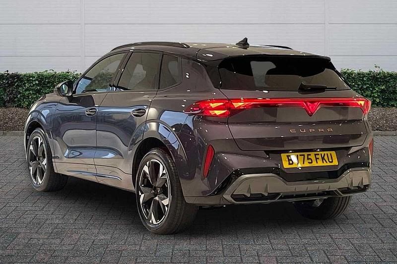 Used Cupra Terramar 272 HP (200 kW) 2026 Premium metallic SUV