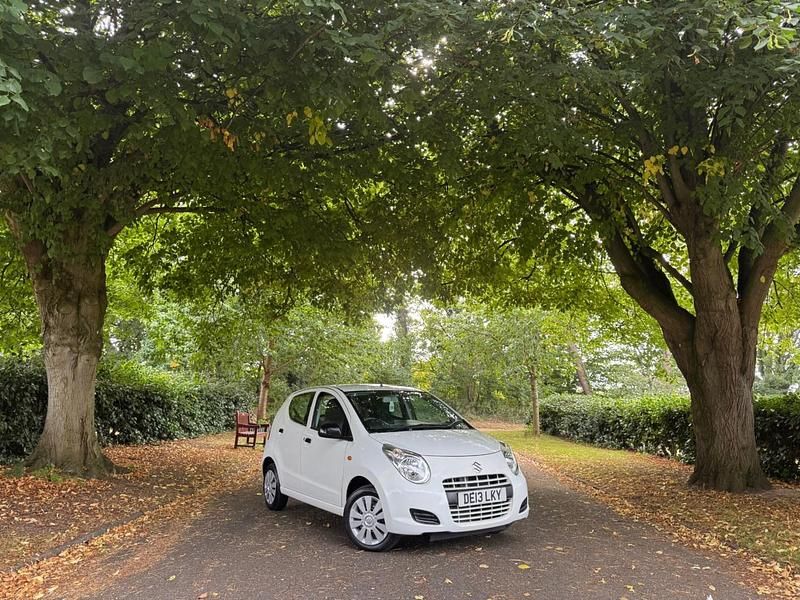 White Used 2013 Suzuki Alto Hatchback | £3,990 (Expensive) - Image 1/4
