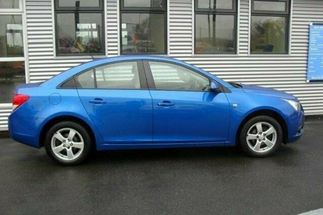 Used Chevrolet Cruze 2010 Sedan