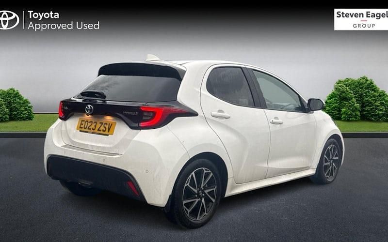 Used Toyota Yaris Hybrid Design 116 HP (85 kW) 2025 Hatchback