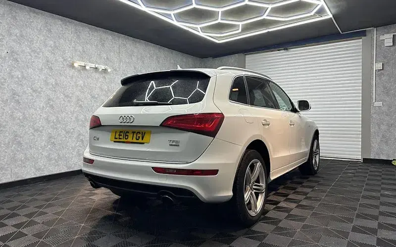 Used Audi Q5 S-line plus 230 HP (169 kW) 2016 White SUV