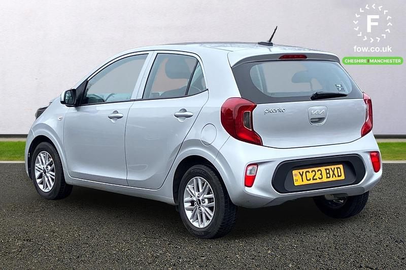 Used Kia Picanto Advance 67 HP (49 kW) 2023 Silver Hatchback