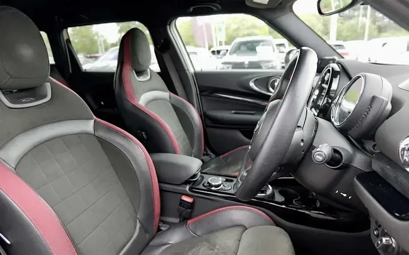 Used Mini John Cooper Works Clubman 231 HP (169 kW) 2017 White  Estate