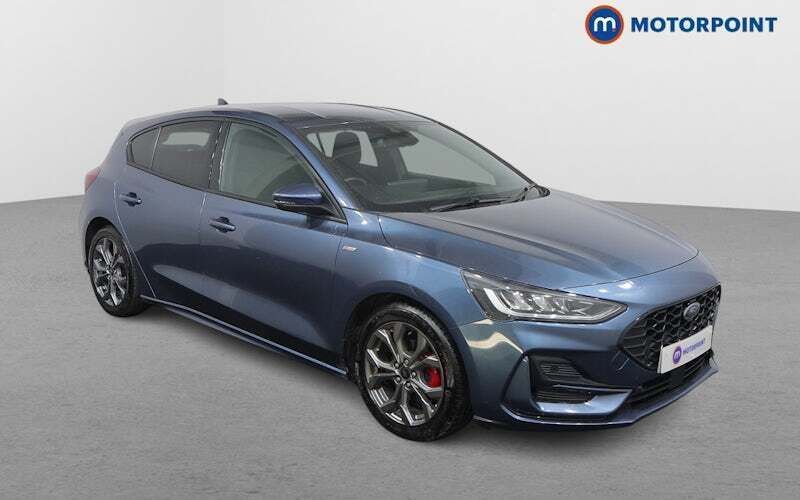 Blue Used 2023 Ford Focus ST-Line Hatchback | £15,999 (Fair price) - Image 1/4