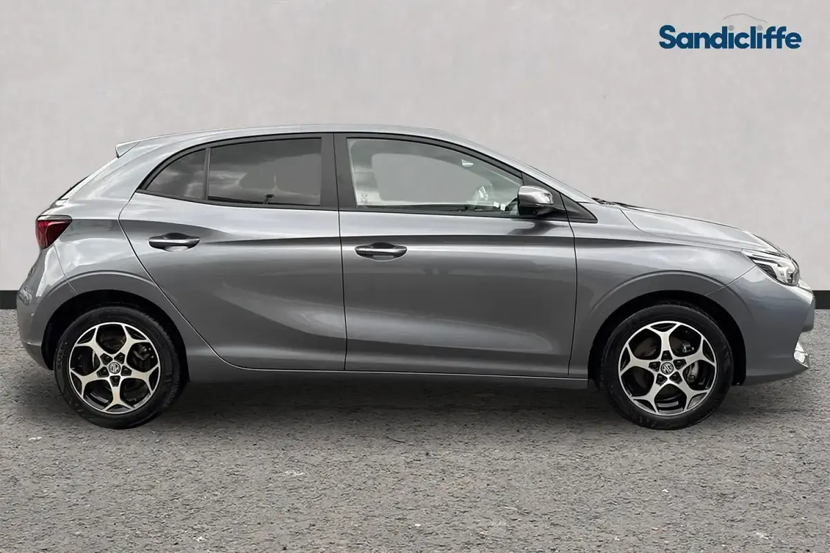 Used MG MG3 Trophy 194 HP (142 kW) 2024 Metallic  hampstead grey Hatchback