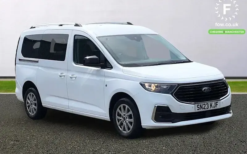 Used Ford Tourneo Titanium 122 HP (89 kW) 2026 Estate