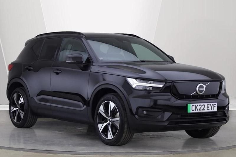 Black Used 2022 Volvo XC40 Plus SUV | £23,700 (Good price) - Image 1/1