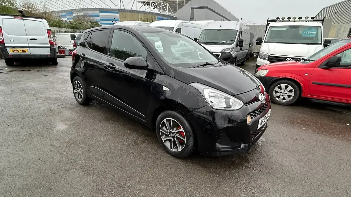 Used Hyundai i10 GO! 66 HP (48 kW) 2018 Black Hatchback