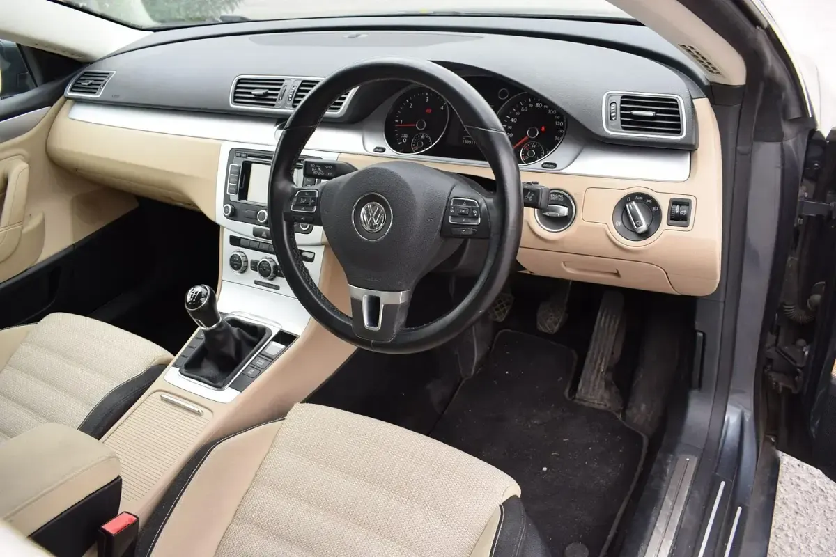 Used VW CC 150 HP (110 kW) 2013 Grey Sedan
