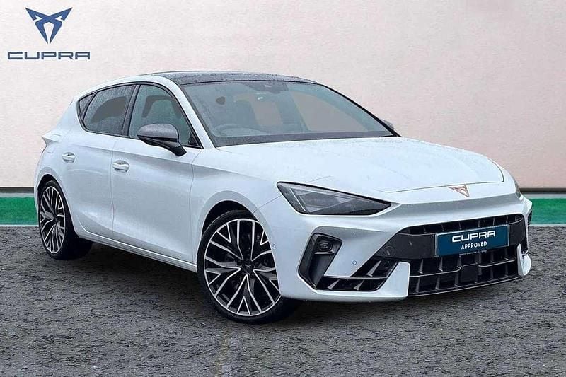 White Used 2025 Cupra Leon VZ2 Hatchback | £30,740 (Expensive) - Image 1/4