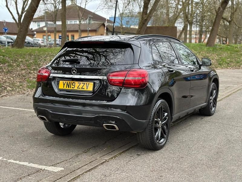 Used Mercedes GLA180 Urban 2019 Black SUV