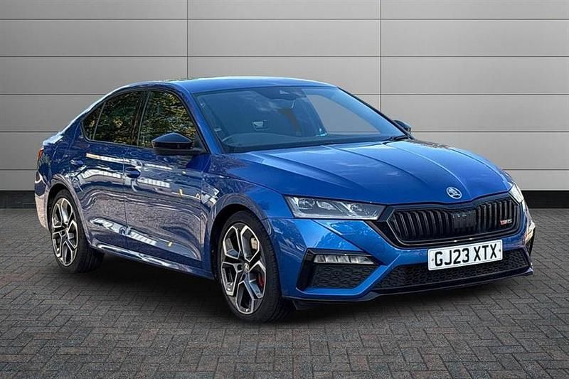 Blue Used 2023 Skoda Octavia vRS Hatchback | £25,395 (A bit pricey) - Image 1/4