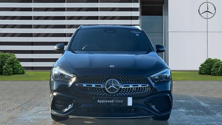 Used Mercedes GLA200 Executive 163 HP (119 kW) 2024 SUV